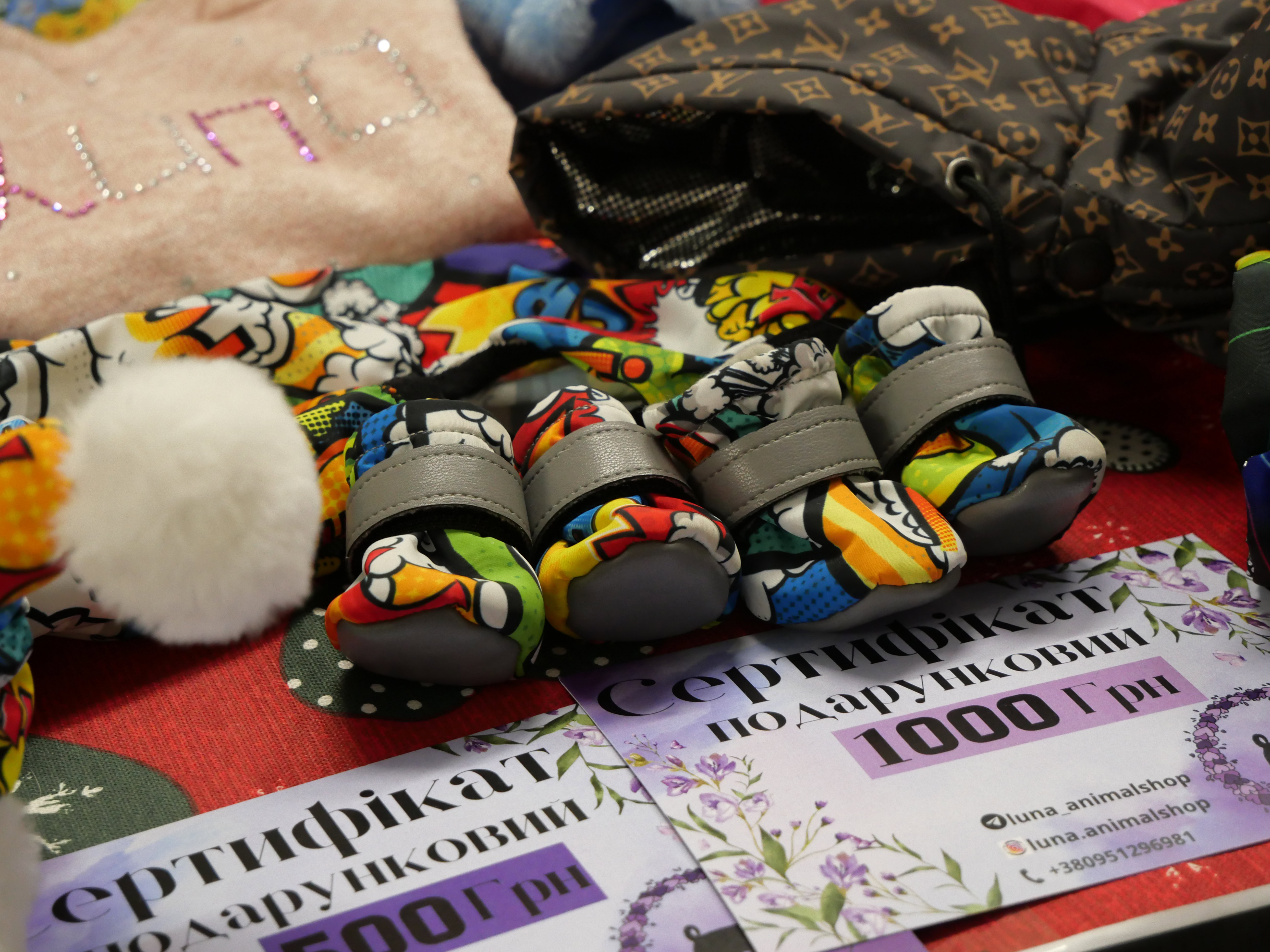 Благодійний ярмарок від U&WE-Hub: як у Запоріжжі підприємниці створюють бізнес і допомагають ЗСУ