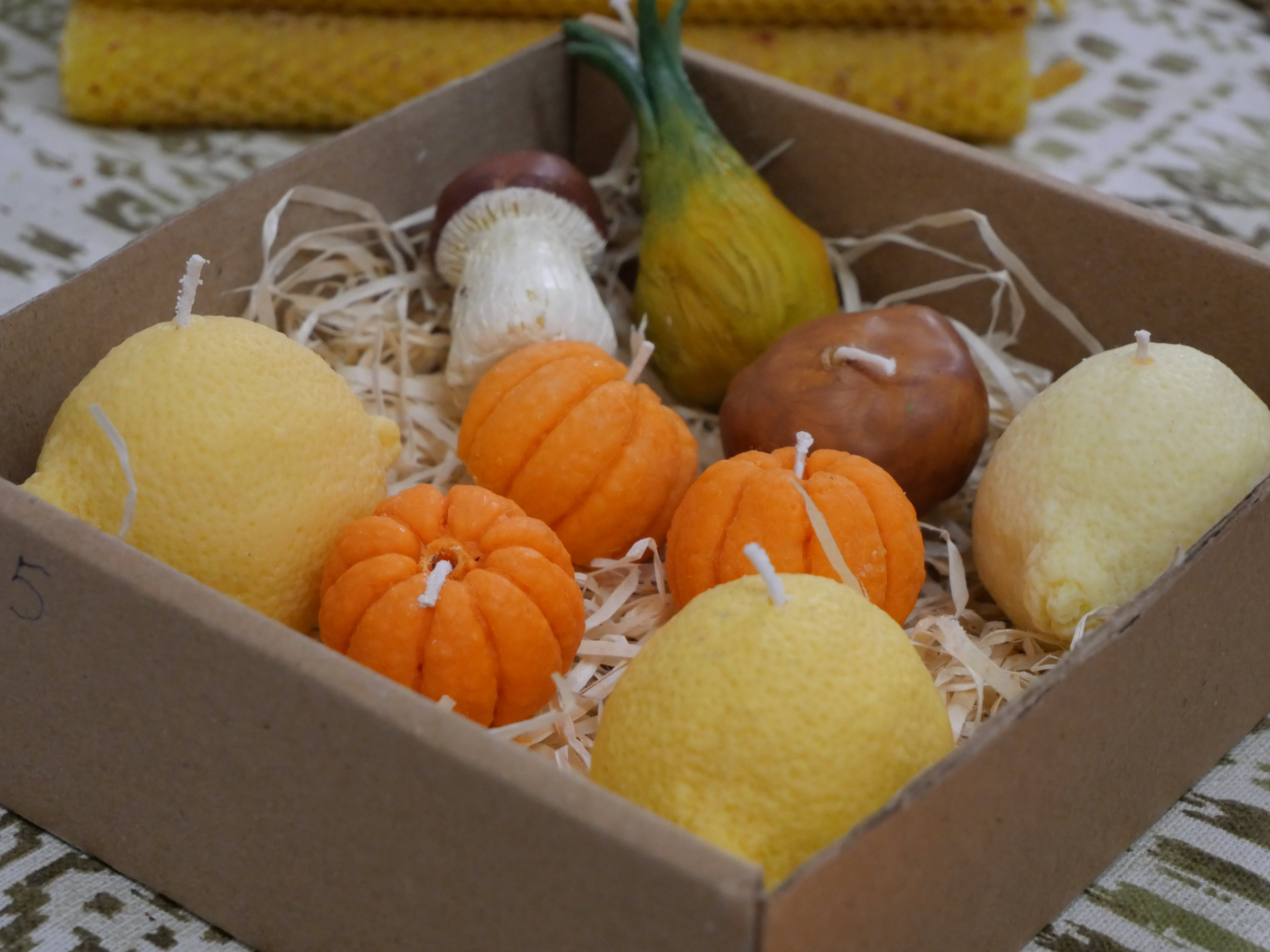 Благодійний ярмарок від U&WE-Hub: як у Запоріжжі підприємниці створюють бізнес і допомагають ЗСУ