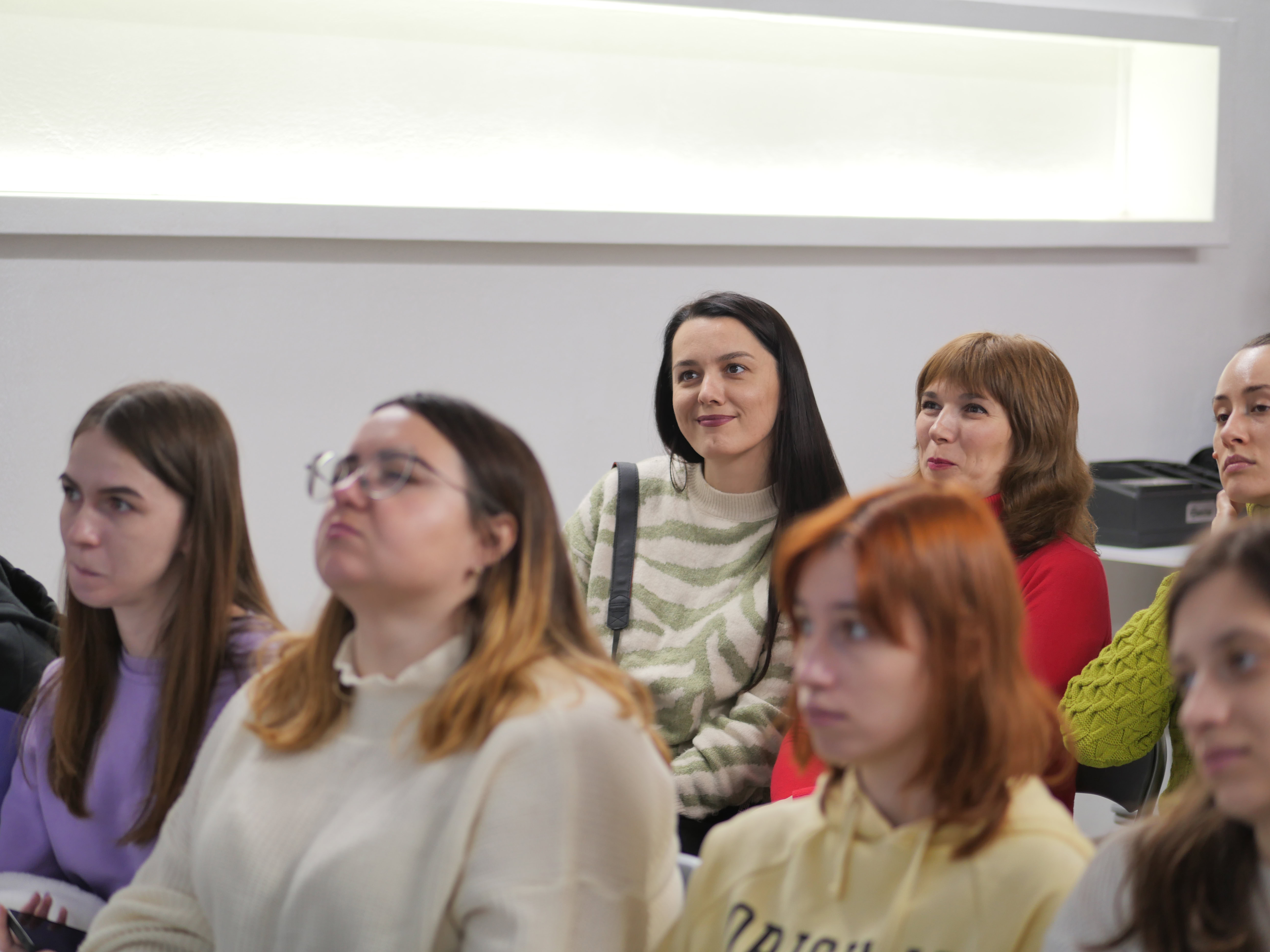 Благодійний ярмарок від U&WE-Hub: як у Запоріжжі підприємниці створюють бізнес і допомагають ЗСУ