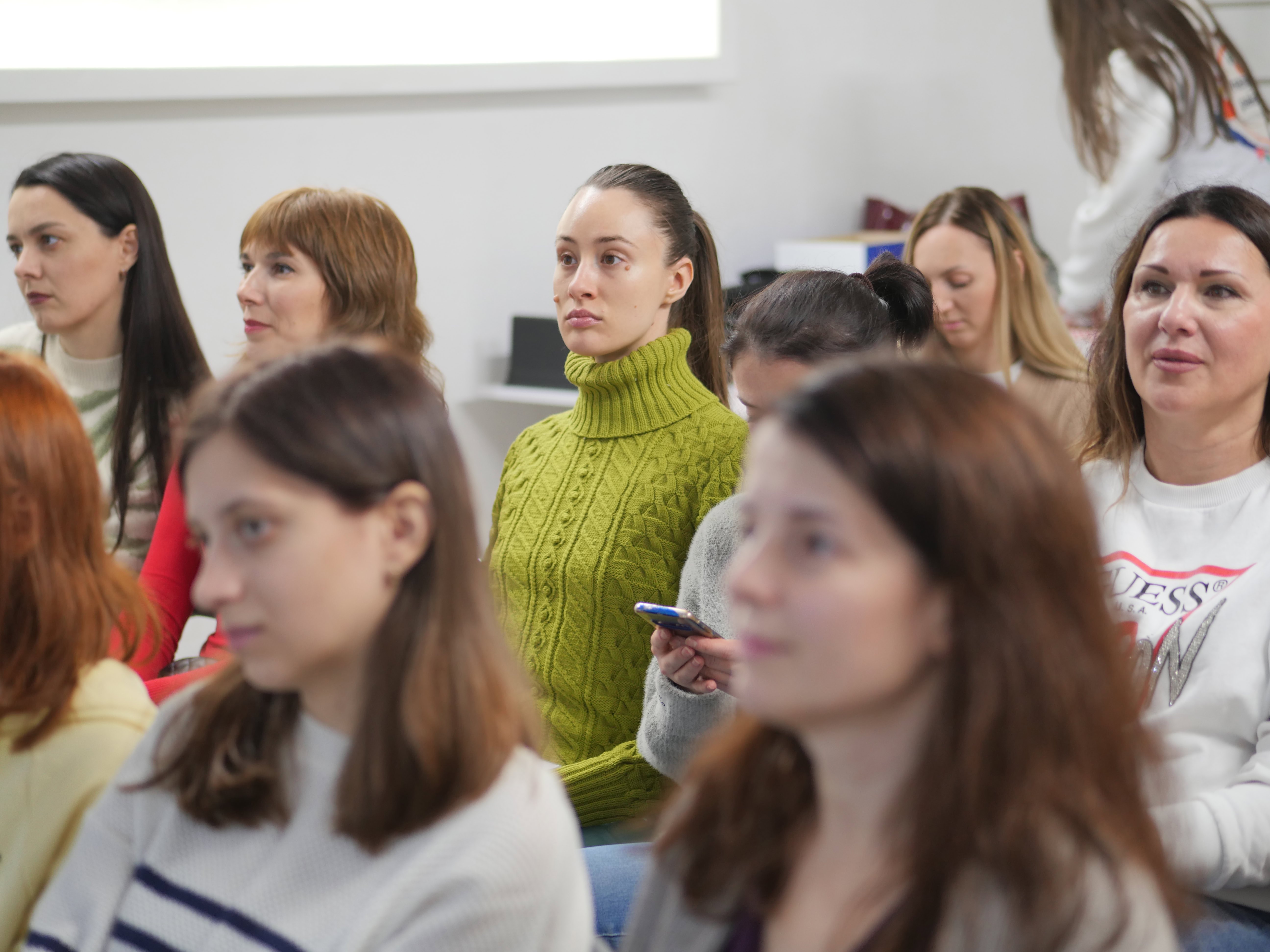 Благодійний ярмарок від U&WE-Hub: як у Запоріжжі підприємниці створюють бізнес і допомагають ЗСУ