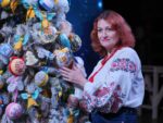 Незламна ялинка: в Запоріжжі презентували головний символ зимових свят – ФОТОРЕПОРТАЖ