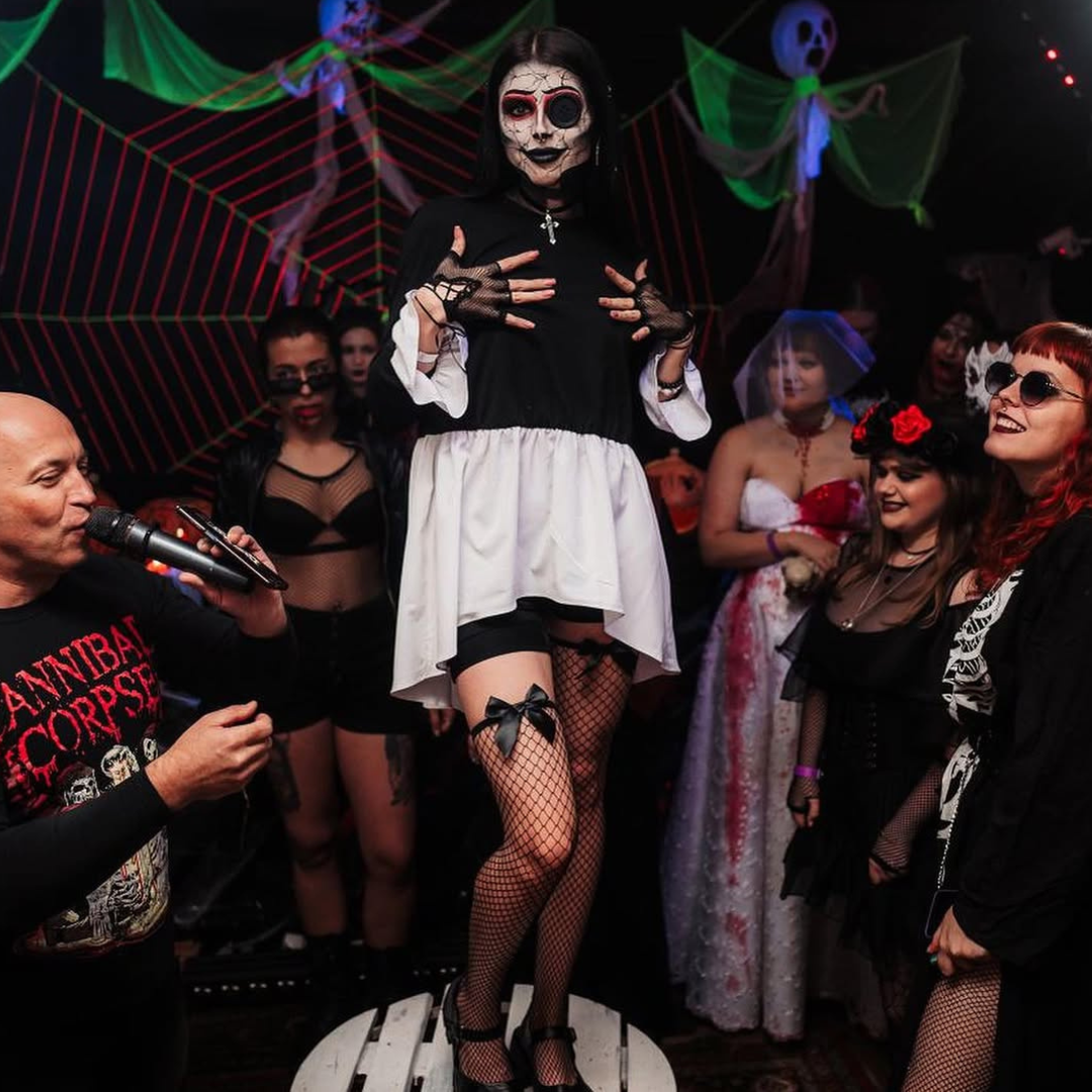 Хочеться, щоб «Ой, у нас класно»: як The Garage Party допомагає армії та просуває андеграунд культуру в Запоріжжі