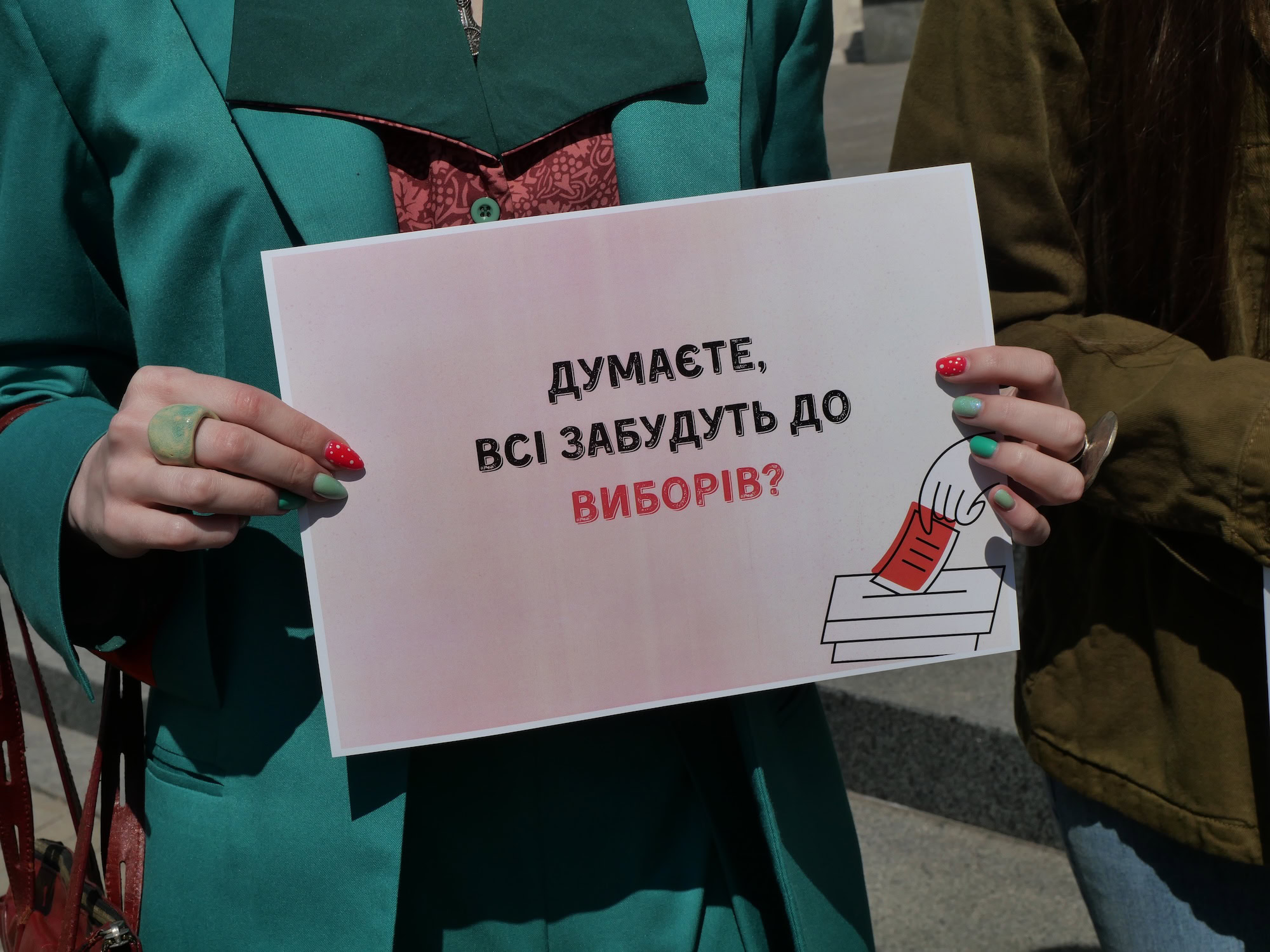 У Запоріжжі презентували програму зниження викидів: явка депутатів і позиція громади