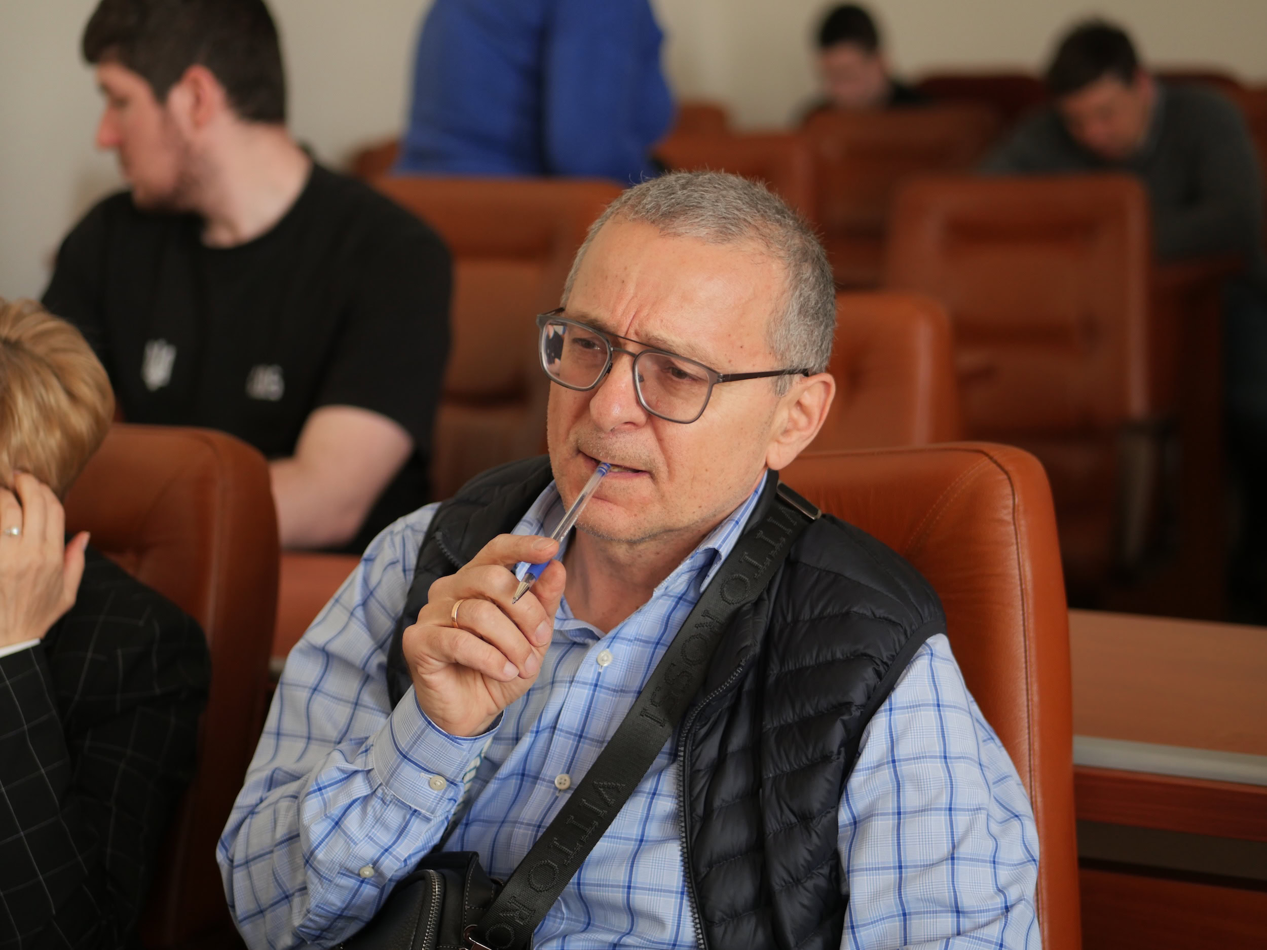 У Запоріжжі презентували програму зниження викидів: явка депутатів і позиція громади