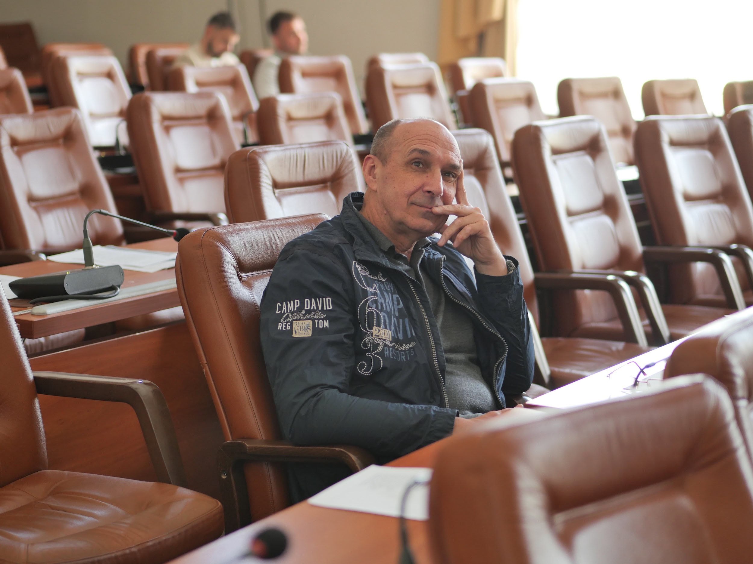 У Запоріжжі презентували програму зниження викидів: явка депутатів і позиція громади