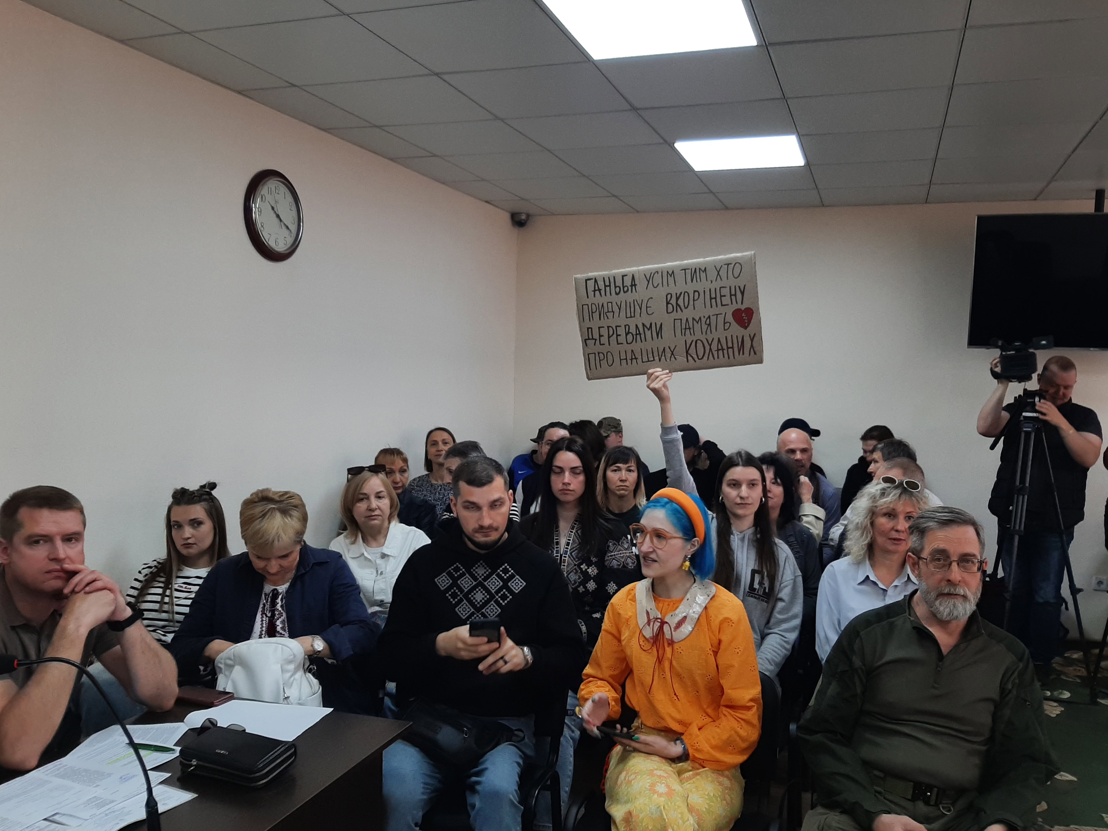 Суд щодо перейменування скверу Тарасова: представники «Ленд Дівелопмент» знову не з’явилися на засідання