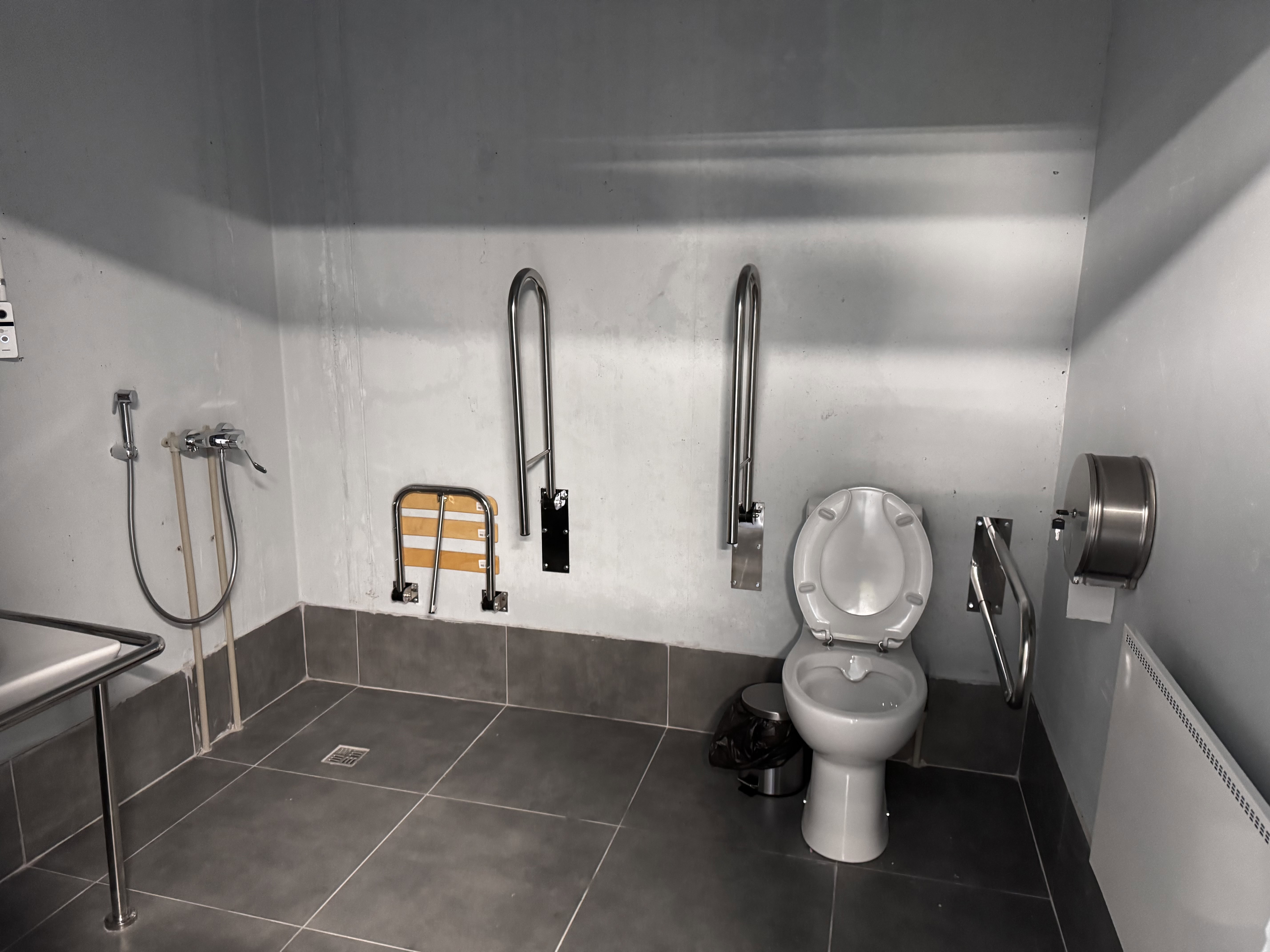 Навчання під землею: у Запоріжжі відкрили ще одну підземну школу