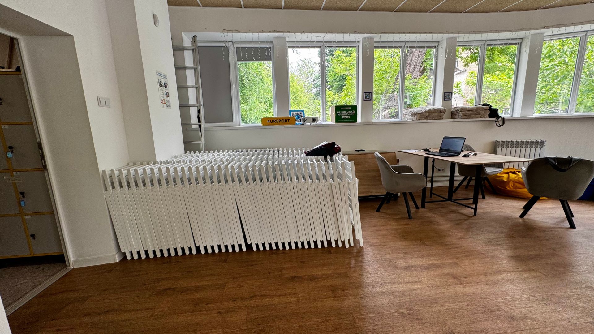 Молодіжний центр Запоріжжя: від тренінгів у залі до англійської під зоряним дахом