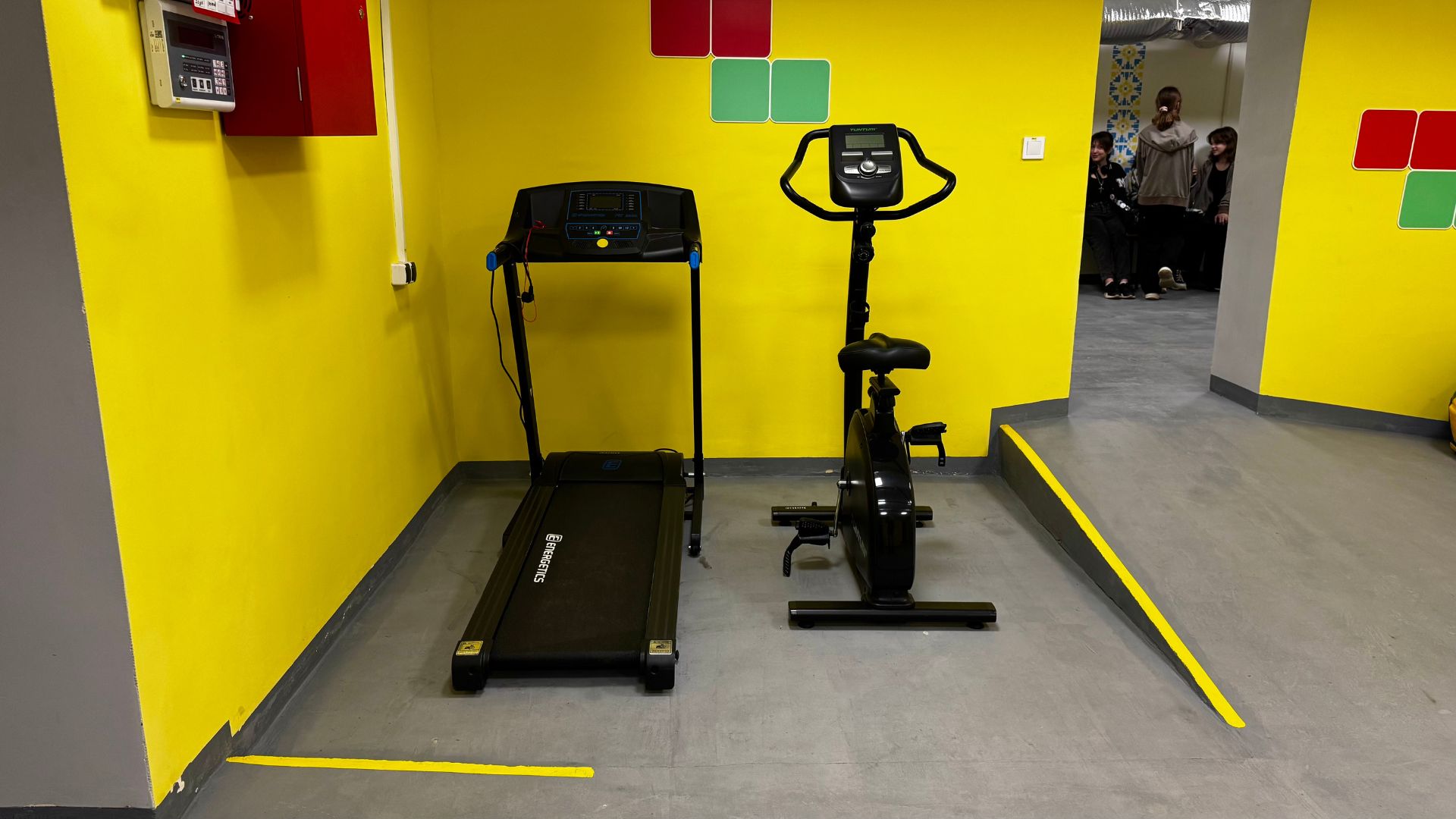 Укриття школи №104 відремонтували за 9,9 мільйона гривень