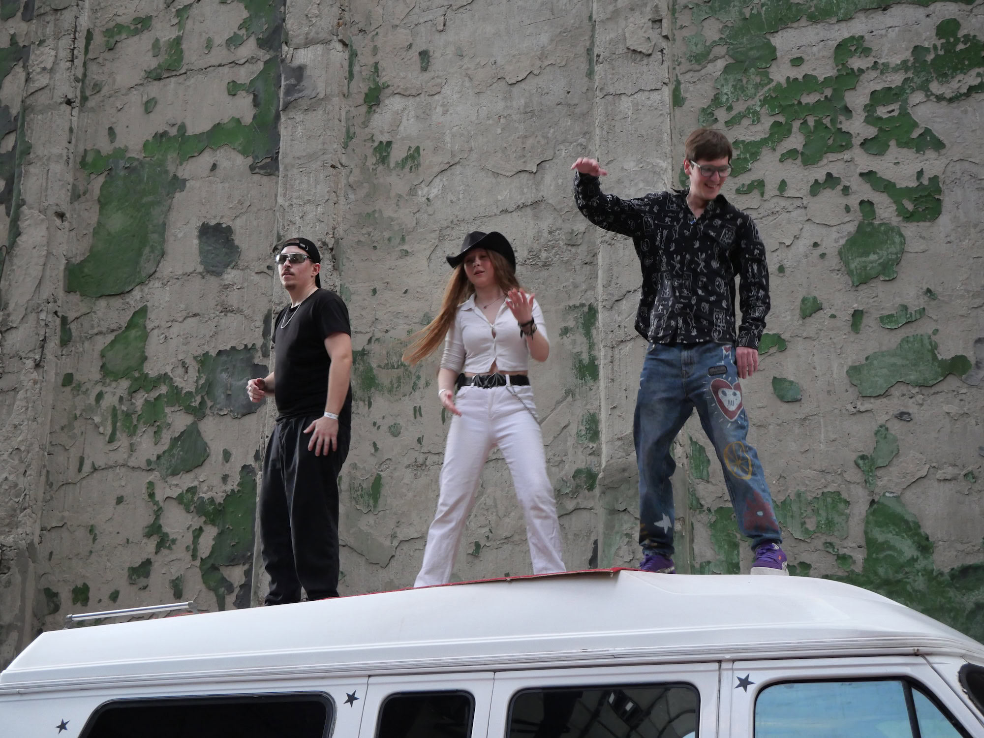 Музика, дощ і хот-доги: як танцювали в Запоріжжі на Гараж паті