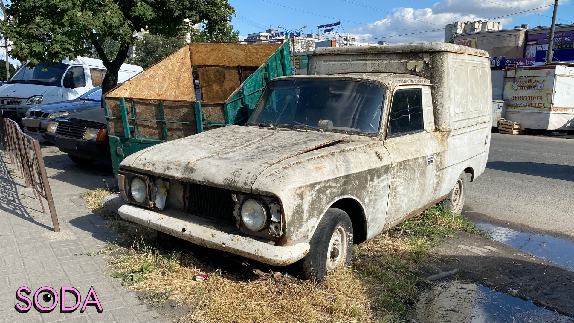 Поржавіла нерухомість: що робити з покинутими авто в Запоріжжі та як це питання вирішують в іншим містах