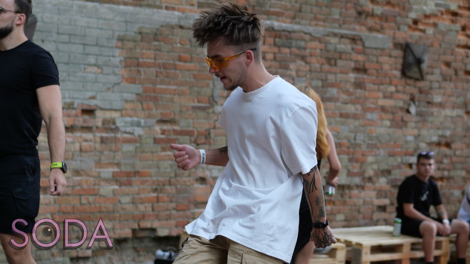 Стріт-арт, тату та музика: в Запоріжжі відгримів благодійний фестиваль Garage Fest