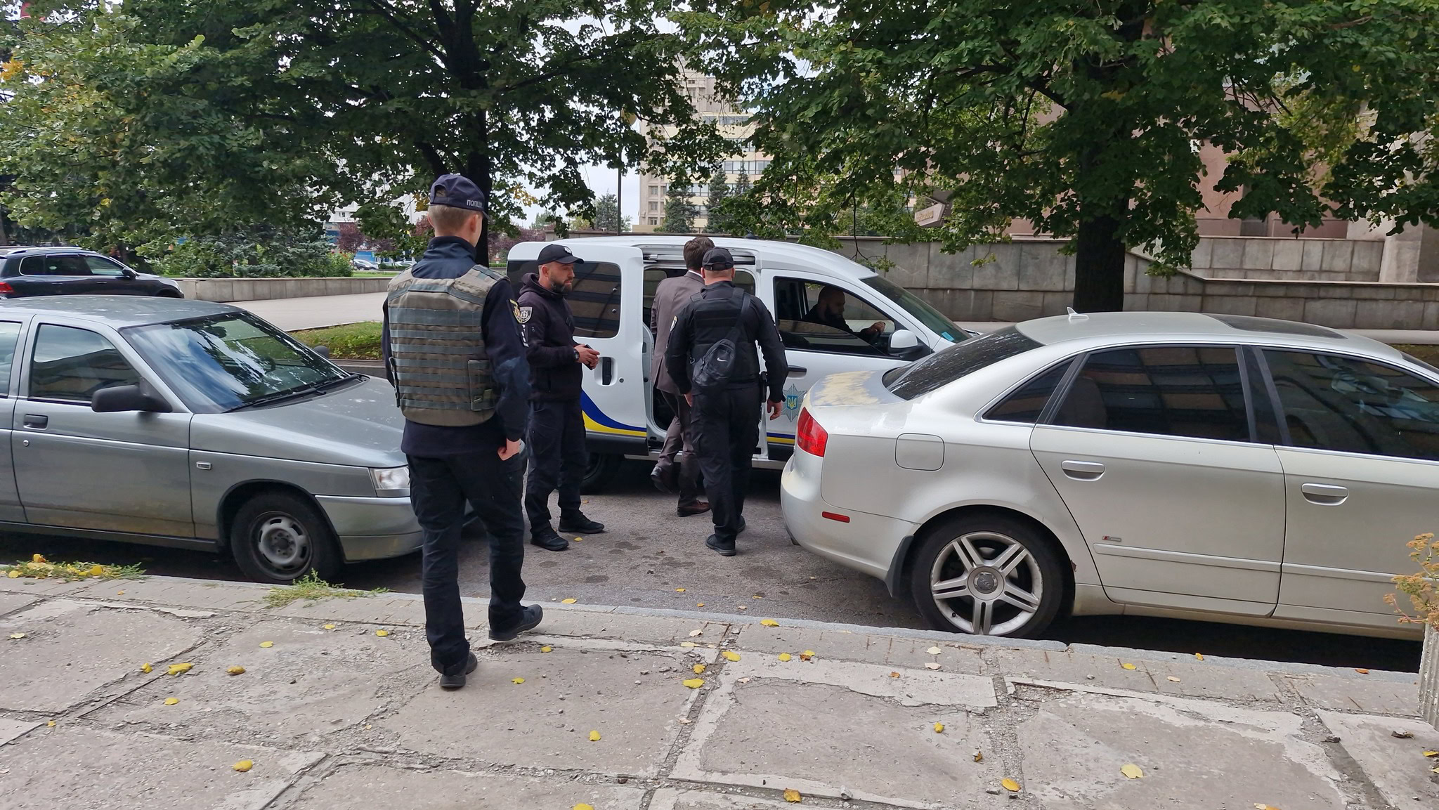 Арешт і застава у 3 мільйони: суд змінив рішення щодо заступнику директора департаменту освіти Віталія Лисенка