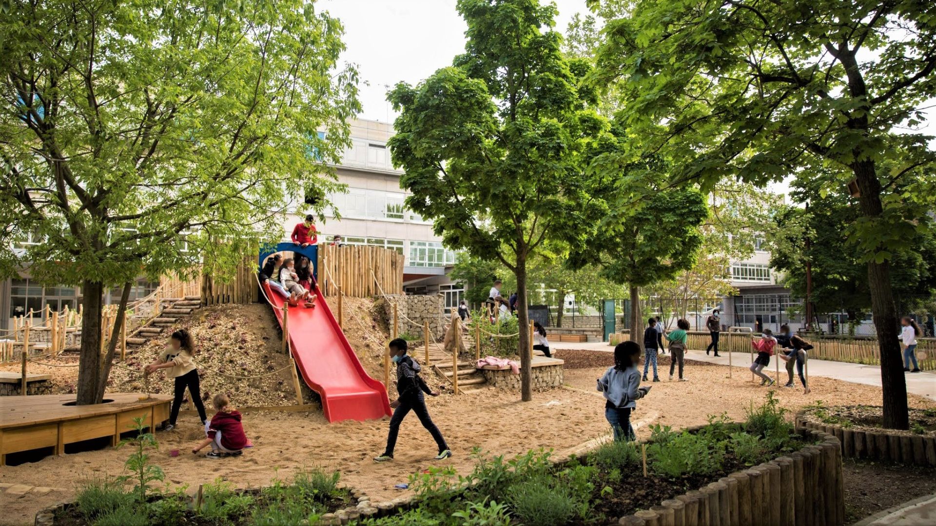 «10 хвилин пішки і ти в парку»: нове бачення зелених просторів міста