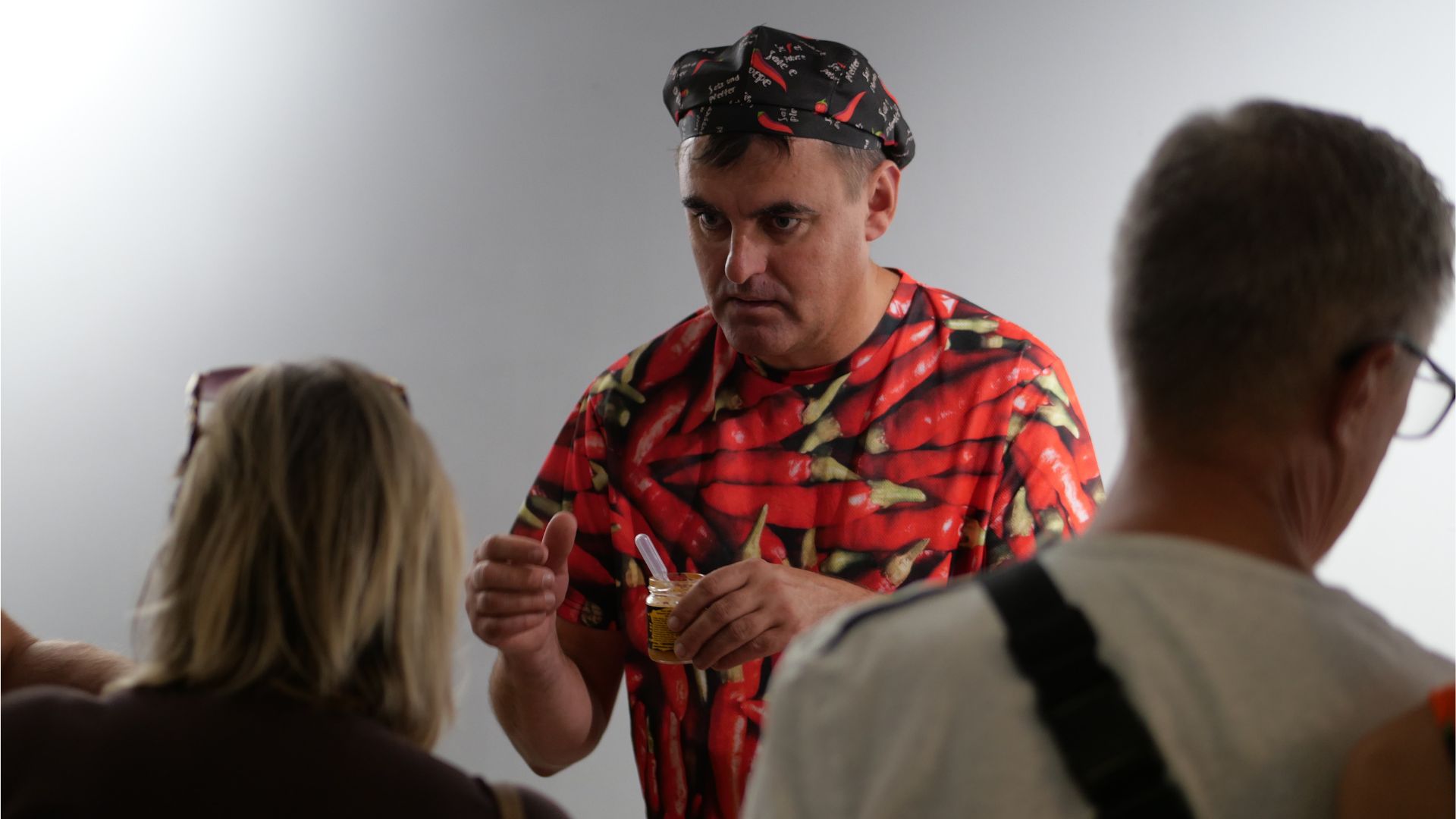 Дегустації, розіграші та святкова атмосфера: як пройшов ярмарок локальних брендів «Запорізьке застілля»