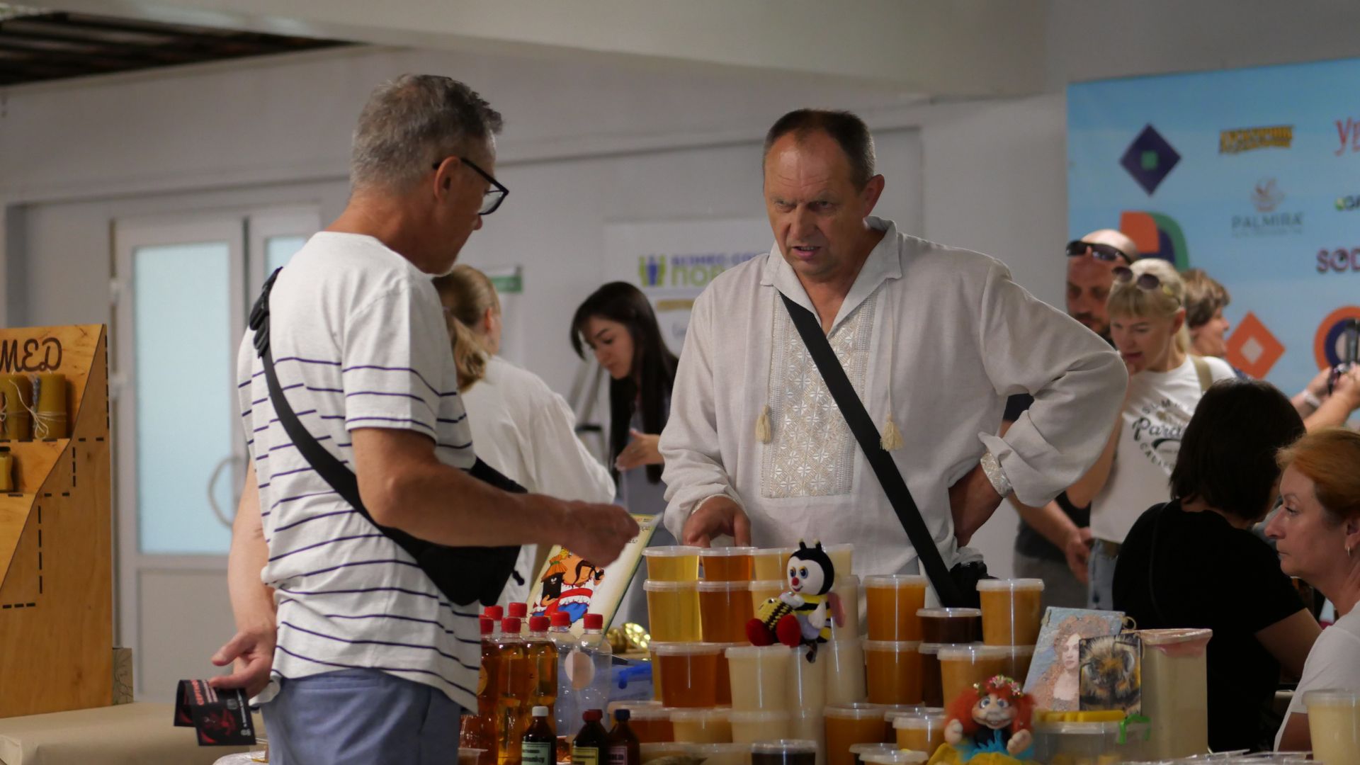 Дегустації, розіграші та святкова атмосфера: як пройшов ярмарок локальних брендів «Запорізьке застілля»