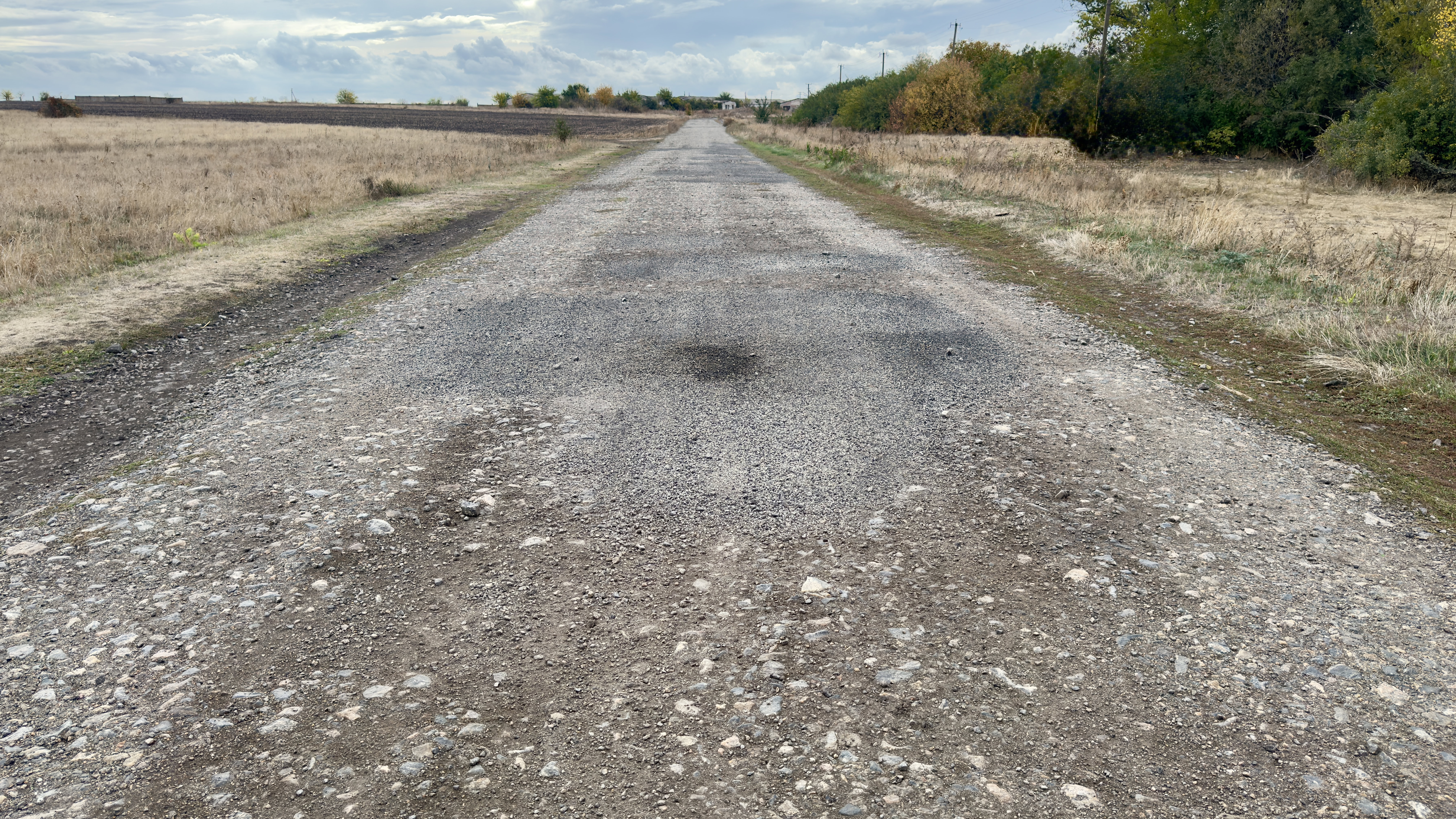 Без конкурсу та конкуренції: як комунальне підприємство ремонтує вулиці Новомиколаївки без відкритих торгів