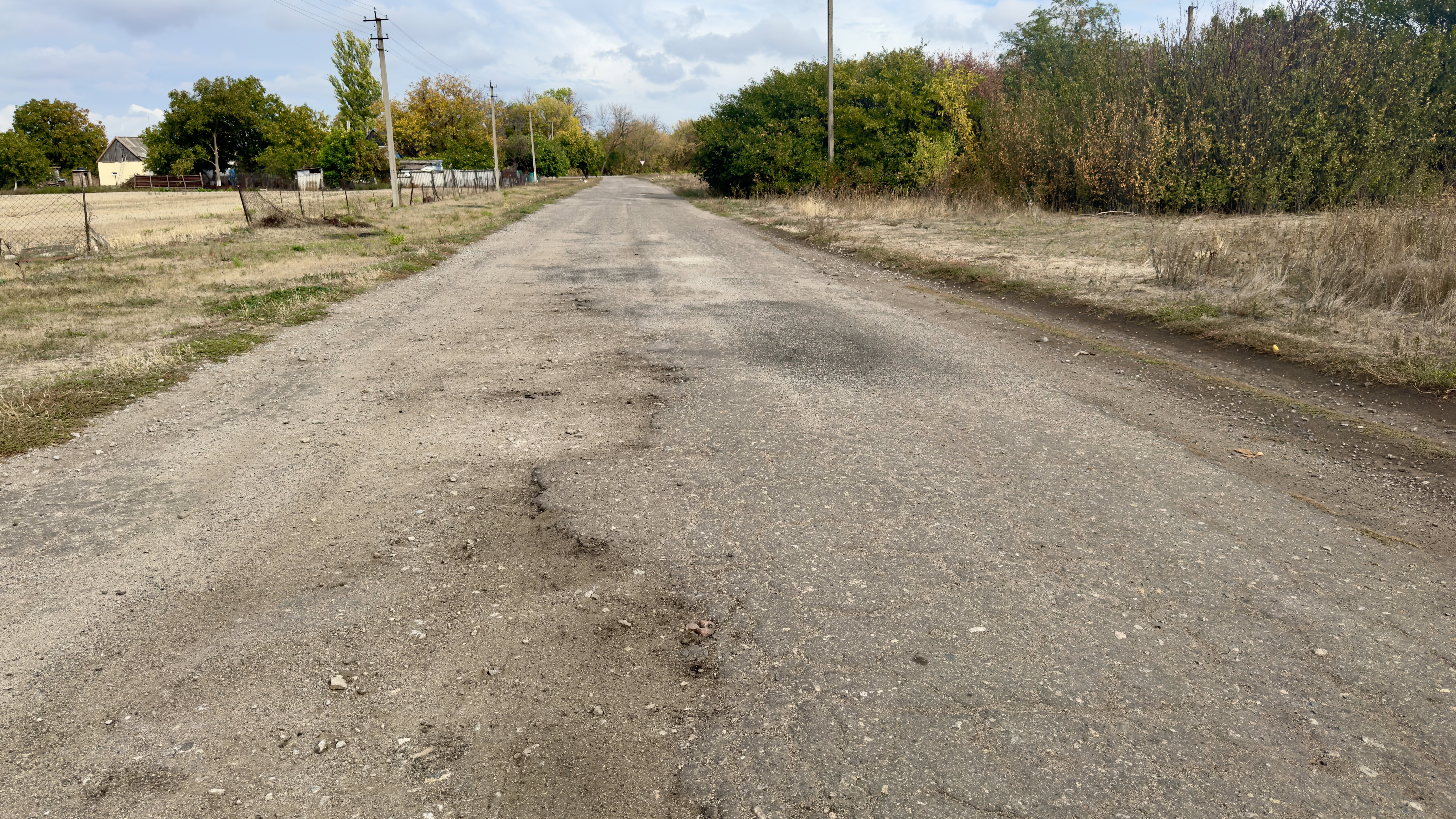 Без конкурсу та конкуренції: як комунальне підприємство ремонтує вулиці Новомиколаївки без відкритих торгів