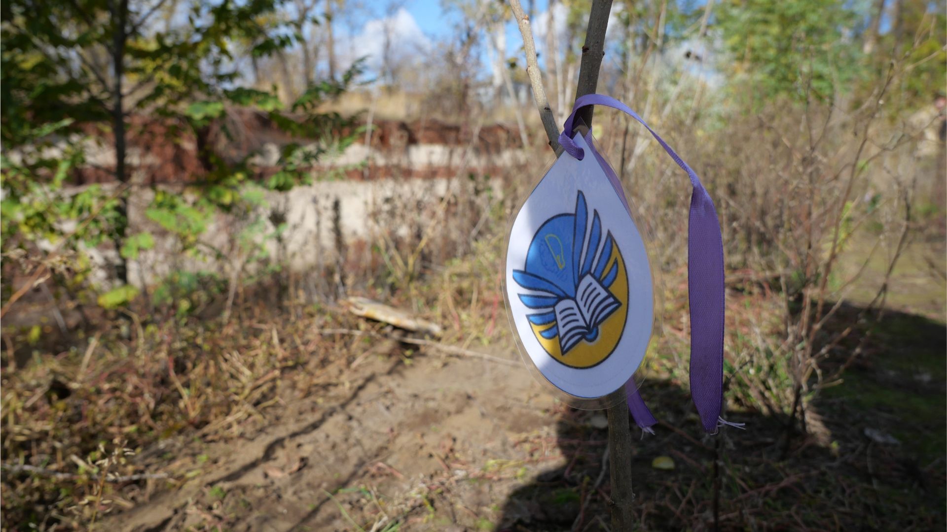 «Палаюча Москва» на берегах Сухої: як запоріжці рятують річку бузковою толокою