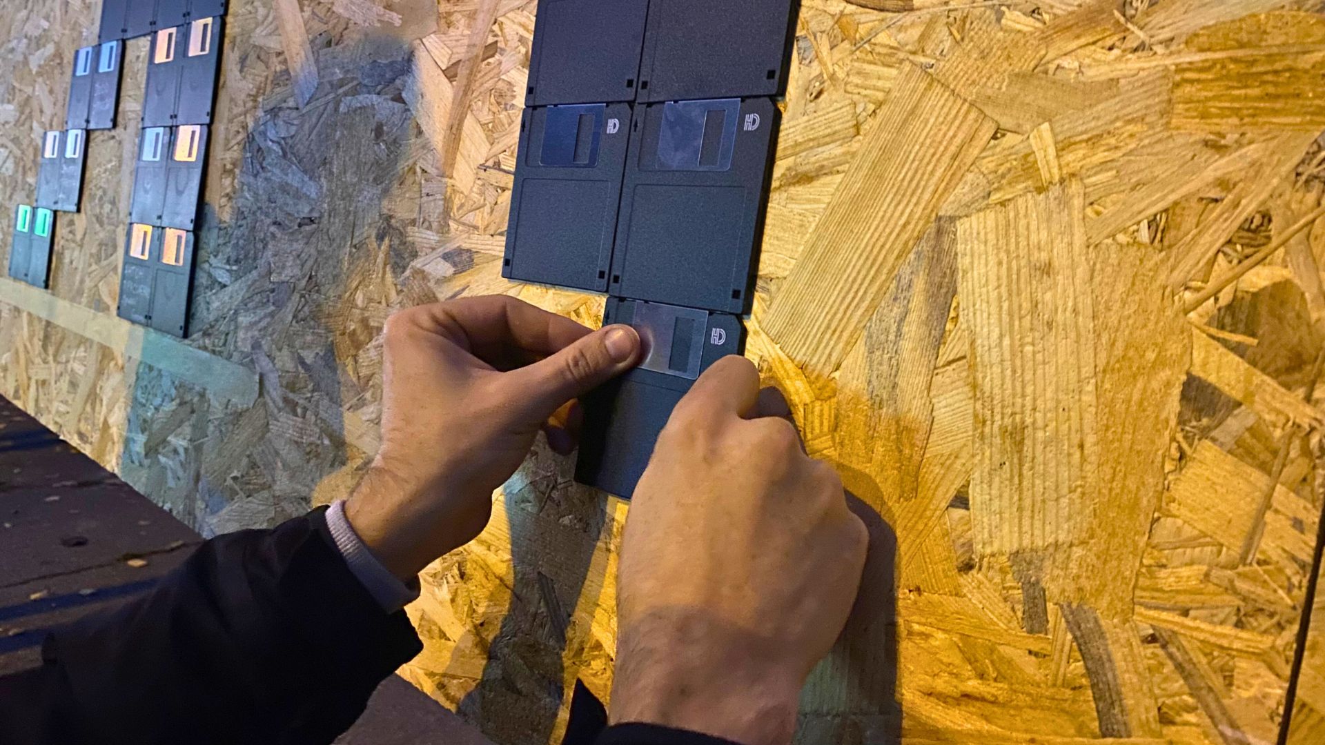 Музика, пам’ять та боротьба: як у Запоріжжі гуртуються для порятунку скверу Тарасова