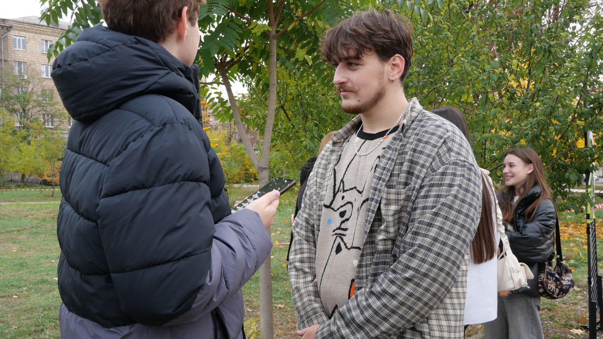 Тепло сердець і лап: у сквері Тарасова відбувся благодійний захід у підтримку притулку «Шанс»