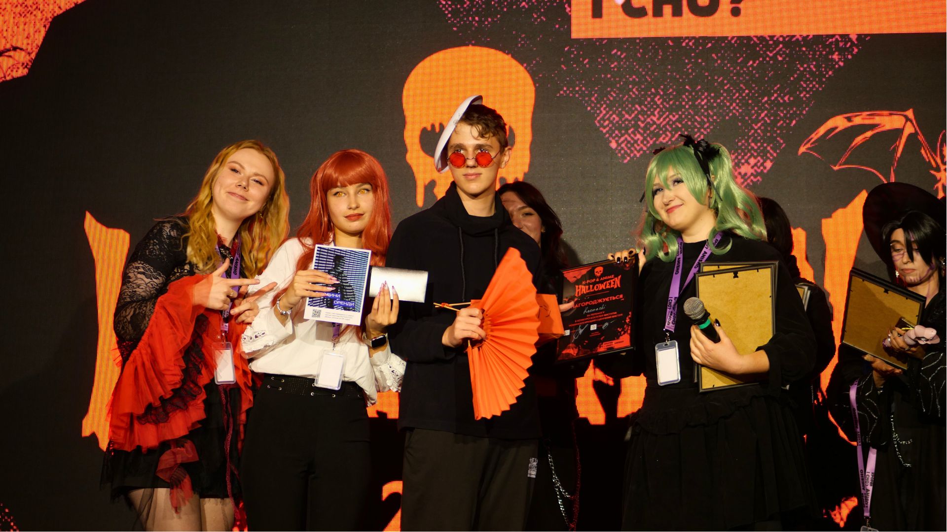 Костюми, аніме та техно: як Запоріжжя відсвяткувало Геловін