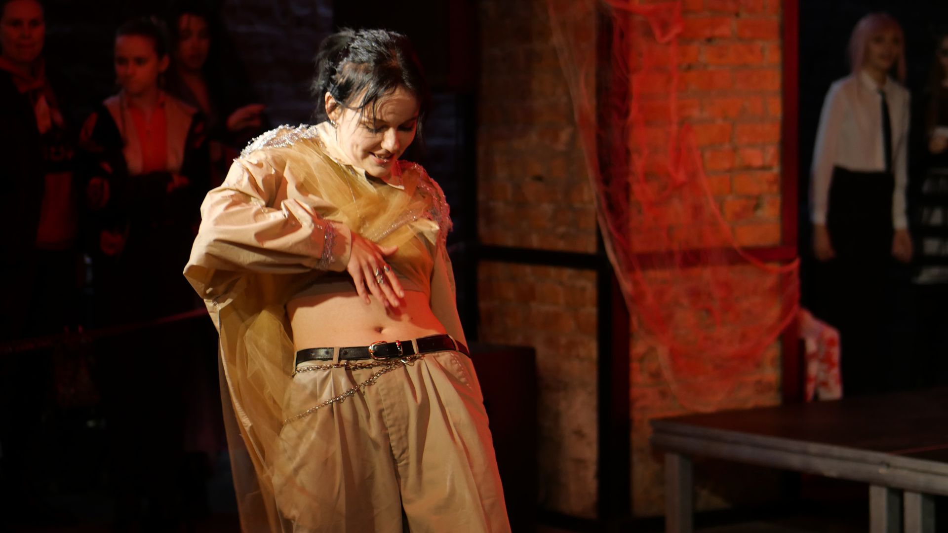 Костюми, аніме та техно: як Запоріжжя відсвяткувало Геловін