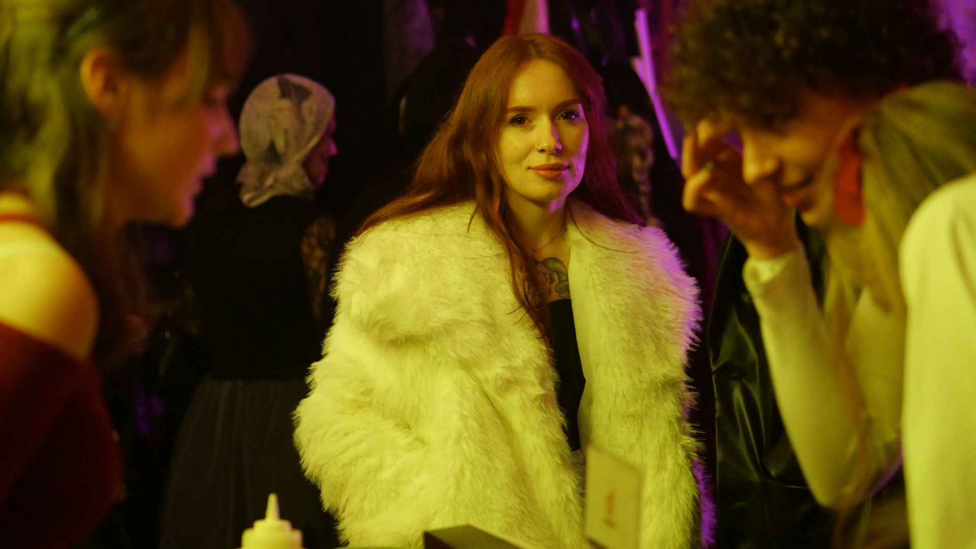 Костюми, аніме та техно: як Запоріжжя відсвяткувало Геловін