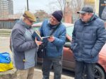 «Дорослі люди тут стають підлітками»: як живе і працює запорізька барахолка