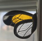 Перші роботи віддавав на благодійність: історія майстра вітражних виробів із Запоріжжя