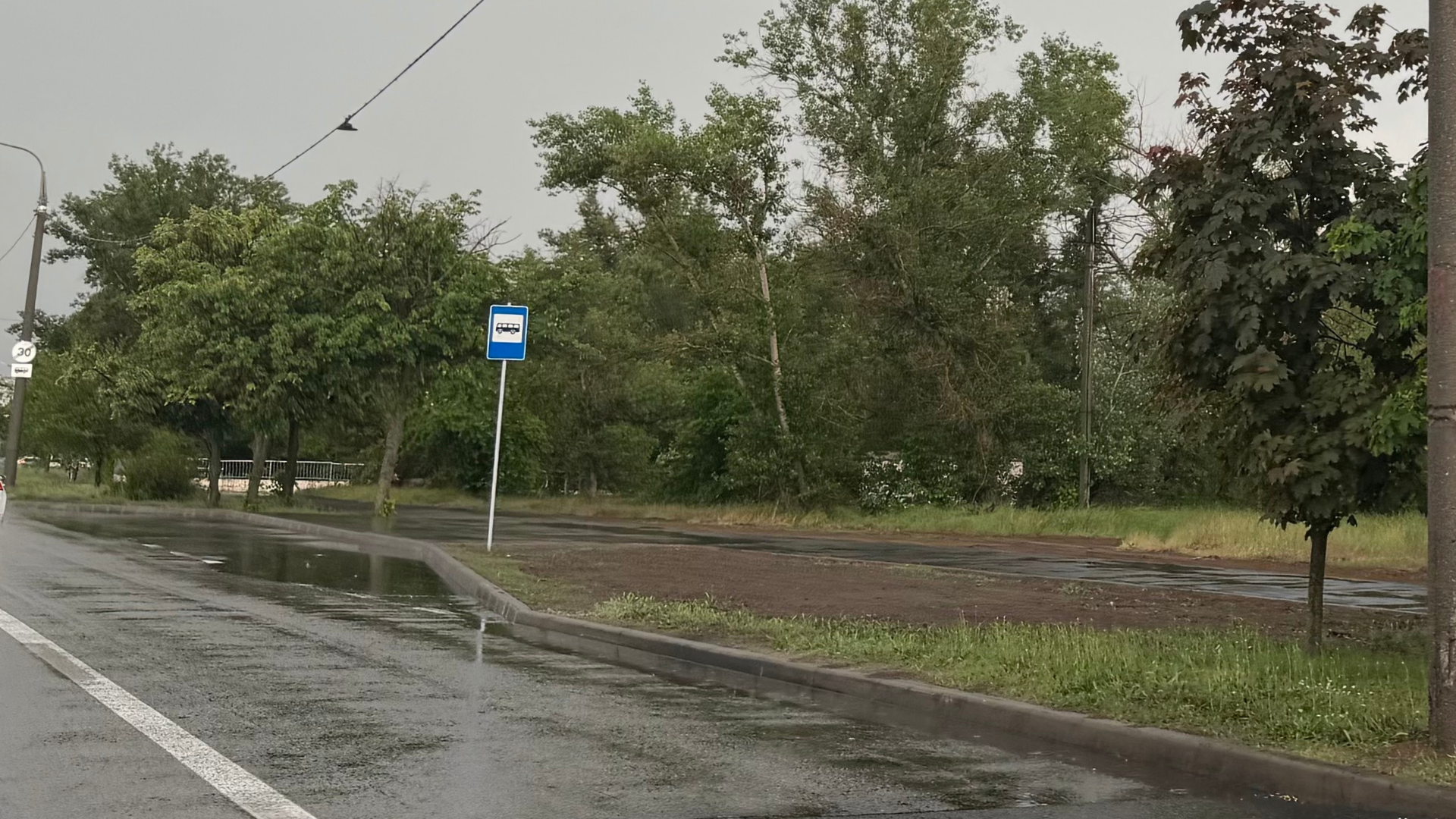 Автобуси по Набережній: яким буде новий маршрут та що з ним не так