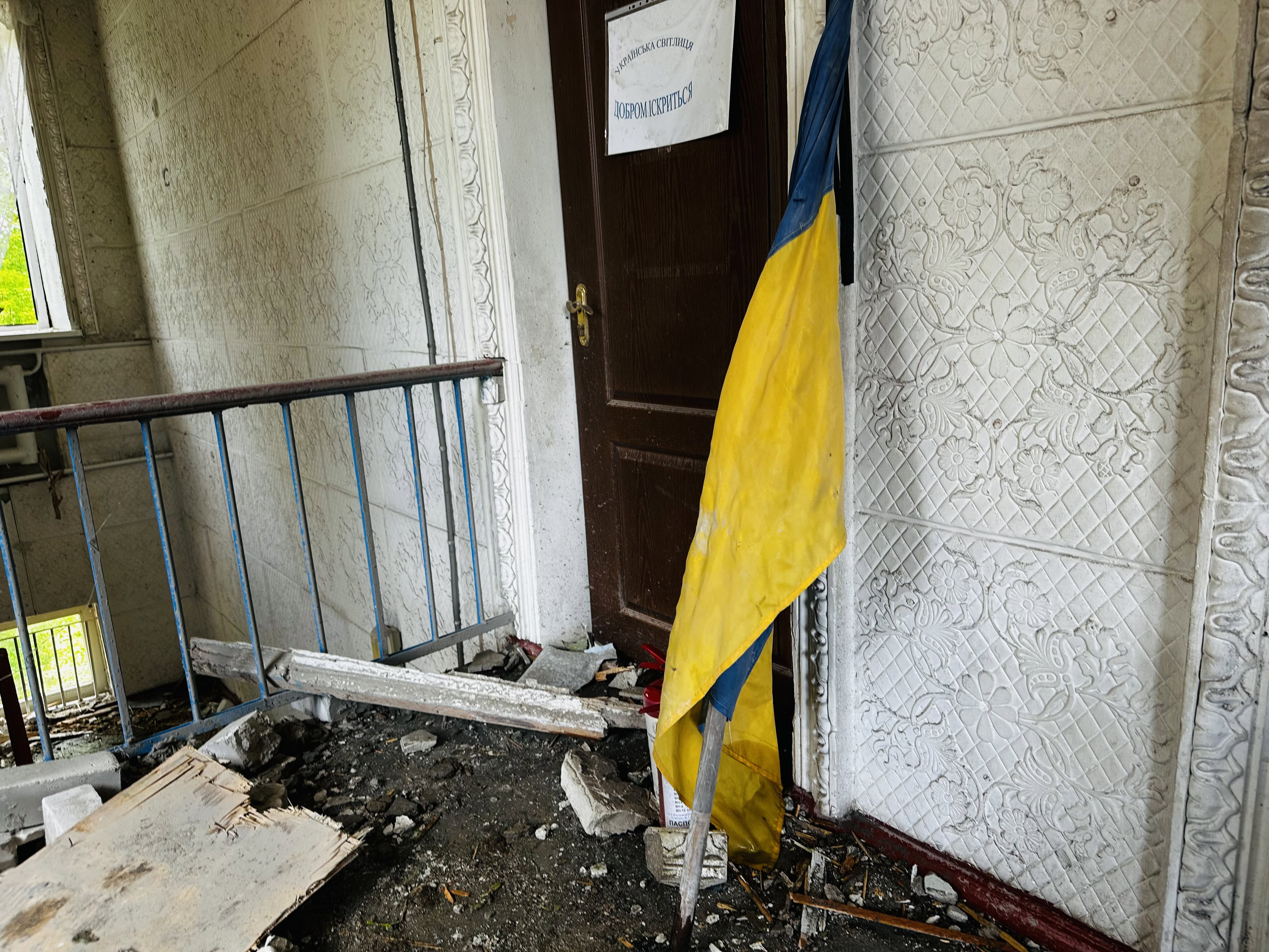 «Там, де жевріє надія, але дементори висмоктують життя»: Вільнянськ — місто, що живе попри війну