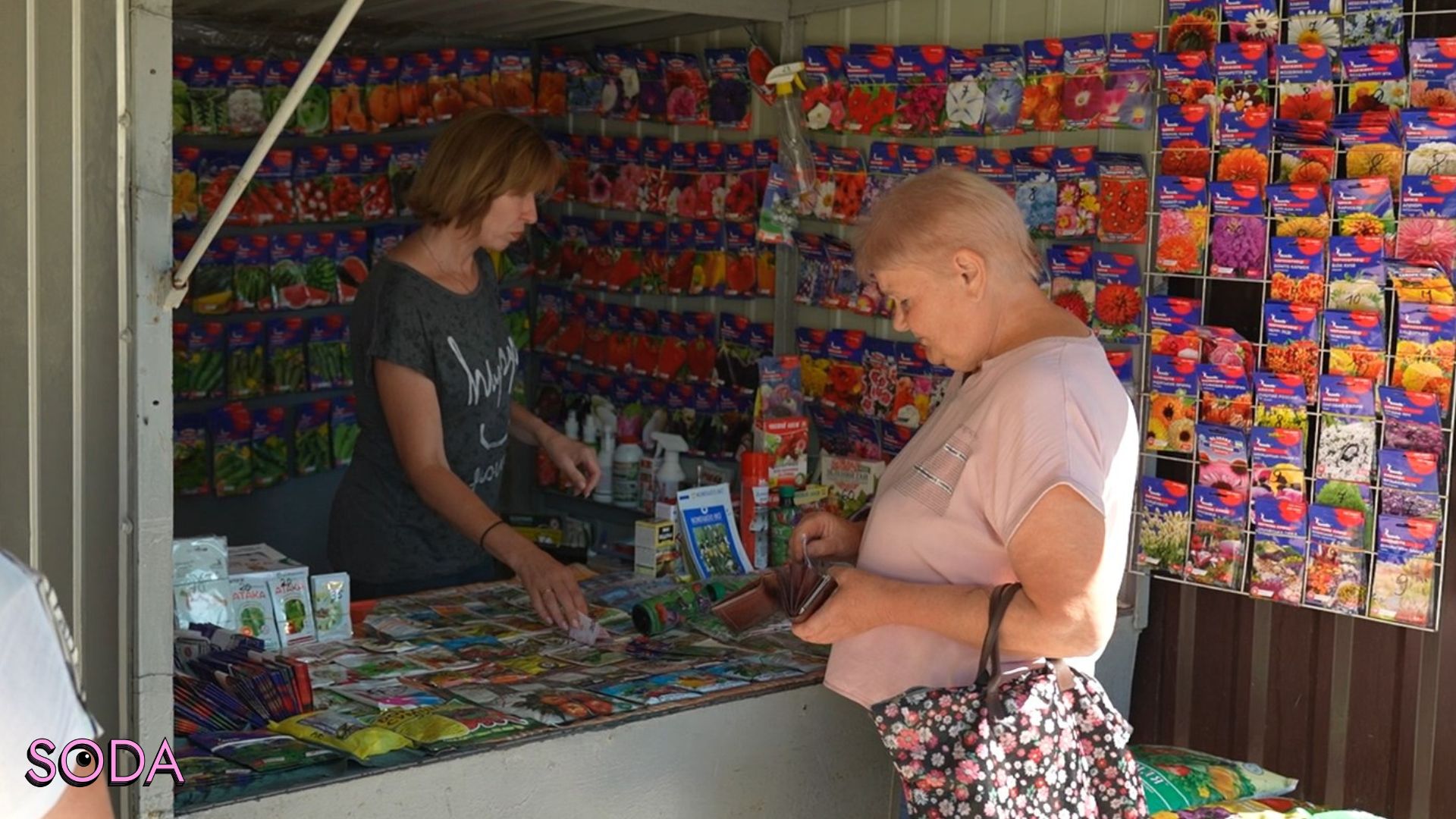 «Сходимо з розуму і турбуємося один про одного»: як під обстрілами виживають жителі прифронтового Кушугума