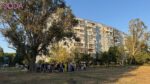 АЗК під вікнами: запоріжці збирають підписи проти будівництва заправки біля житлового будинку