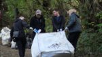 Очистити берег і перевірити воду: у Запоріжжі провели толоку на березі річки Суха