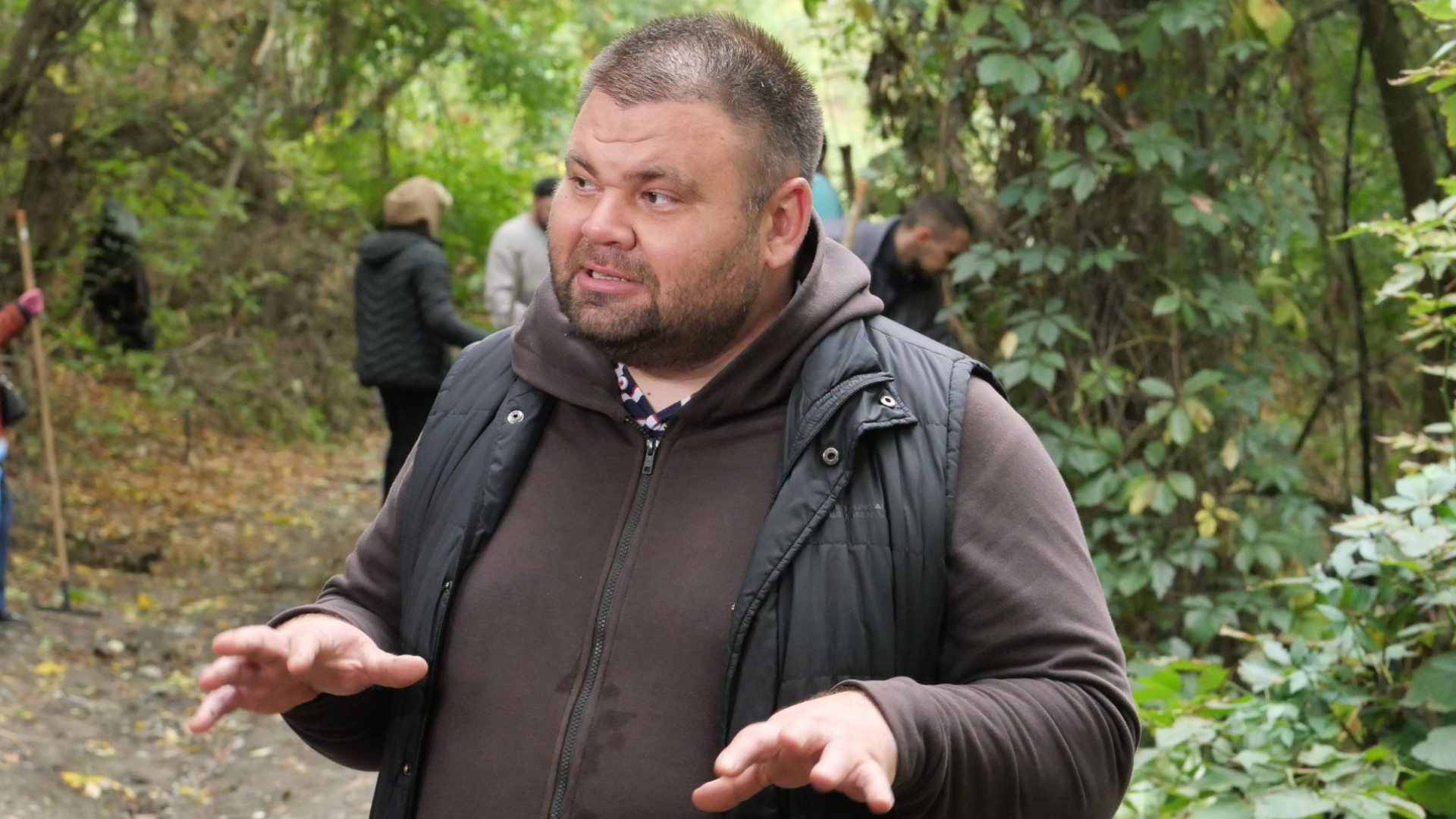 Очистити берег і перевірити воду: у Запоріжжі провели толоку на березі річки Суха